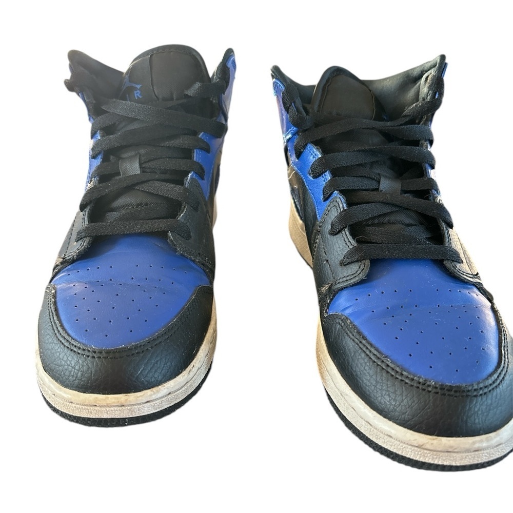 Jordan 1 Mid Hyper Royal 2021